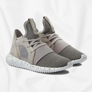 ADIDAS ORIGINALS Women's Tubular Defiant Sneakers in Grey￨Size US 8.5